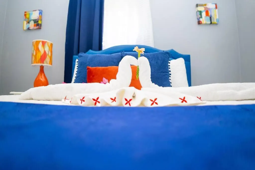 Penzion Coastal Bliss -Oceanview 2-Bedroom Condo In The Heart Of Ocho Rios Town